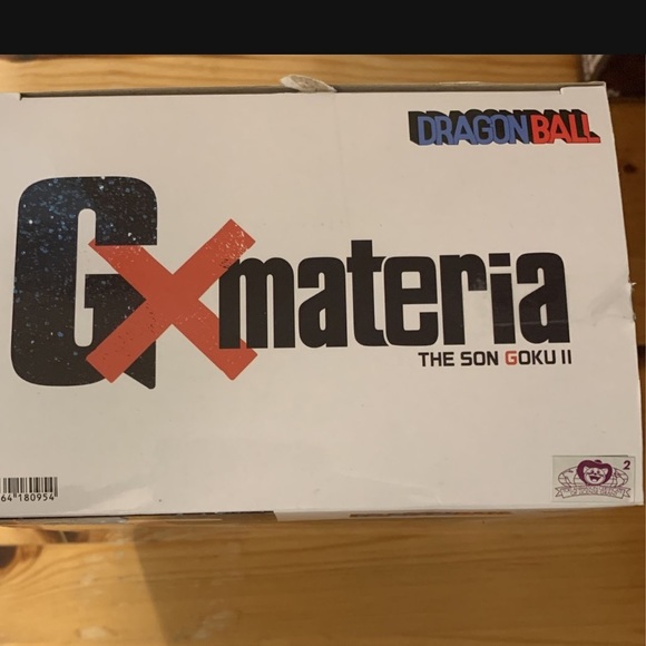 Dragon ball z son goku figure new in box. - Picture 3 of 3